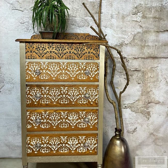 Re-Design Stick&Style stencil – Modern Damask – 17,80 cm x 45,72 meter (15,24 cm design) - Image 3