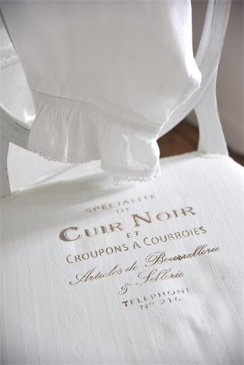 Vintage Paint Stencil - Cuir Noir (20 x 21 cm)